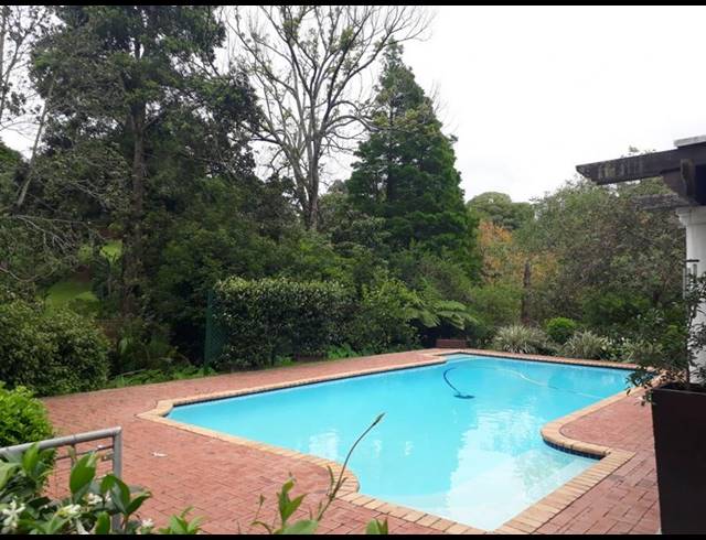 4 BEDROOM PROPERTY TO RENT IN WOODSIDE